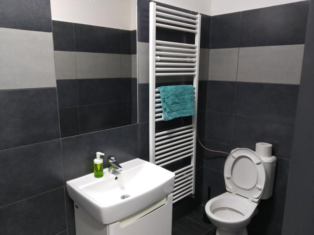 Apartmans In The Center With Privat Parking Apartment เบอร์โน ภายนอก รูปภาพ
